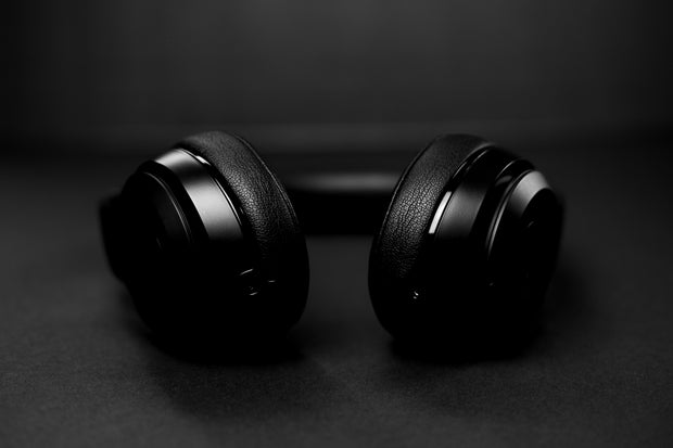 <h3>Headphones</h3>