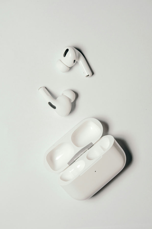 <h4><strong>New in</strong></h4><h1>Earbuds</h1>